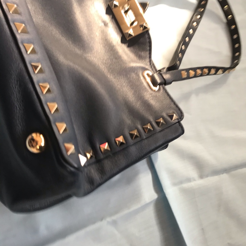 Valentino Rockstud Trapeze Tote Small Navy EUC - Picture 5 of 13